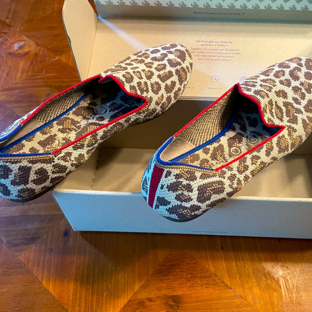 Rothy’s Loafer style - Mocha Spot, size 7.5